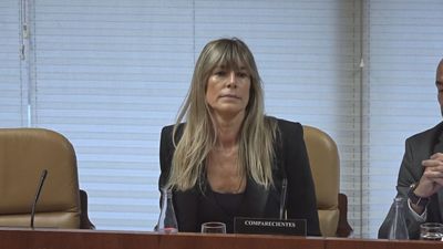 Begoña Gómez guarda silencio en la comisión de investigación de la Asamblea de Madrid