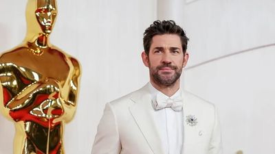 Es John Krasinski... y el hombre más sexi de 2024