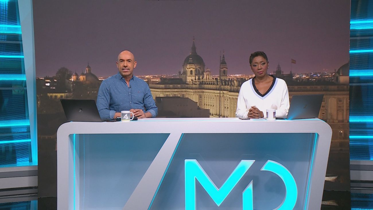 Emilio Pineda y Francine Gálvez, presentadores de 'Madrid Directo'