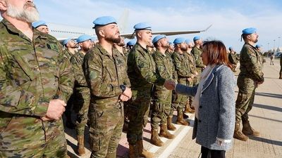 Margarita Robles despide a 260 militares que parten a Líbano en una misión "más necesaria que nunca"