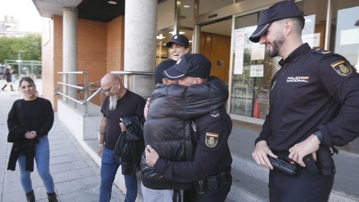 Policías locales de Coslada salvan la vida a un hombre de 88 años en parada cardiaca