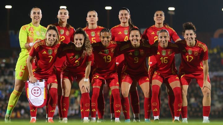 La Selección española femenina vuelve a estar en el foco de la polémica