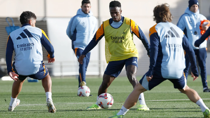 Vinícius, Valverde, Rüdiger y Güler ya se entrenan en Valdebebas