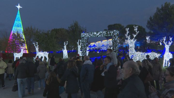 Miles de personas disfrutan del primer fin de semana de 'Mágicas Navidades' en Torrejón de Ardoz