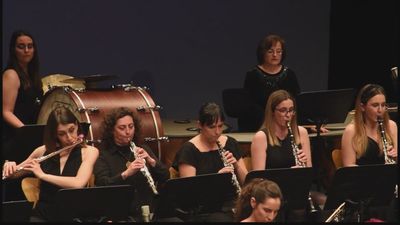 'Batuta de mujer': la única orquesta sinfónica femenina está en Madrid