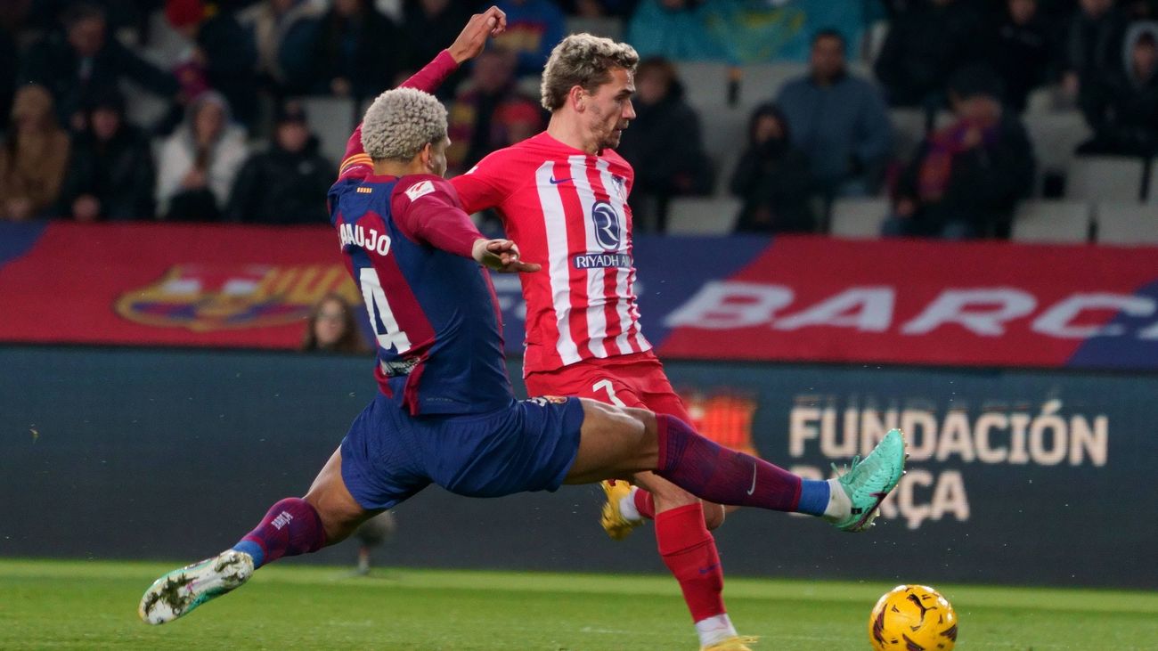 Griezmann ante el Barcelona