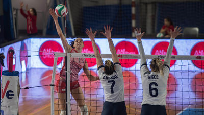 Voleibol Madrid Chamberí lucha pero cede ante el Arenal Emevé