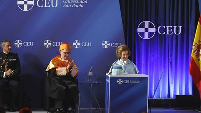 La Reina Sofía, investida Doctora 'Honoris Causa' por la Universidad CEU San Pablo