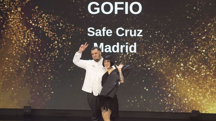 Safe Cruz, chef del restaurante madrileño 'Gofio',  durante la gala de la Guía Michelin 2025