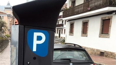 Cinco de seis barrios en Puente de Vallecas rechazan implantar la zona SER