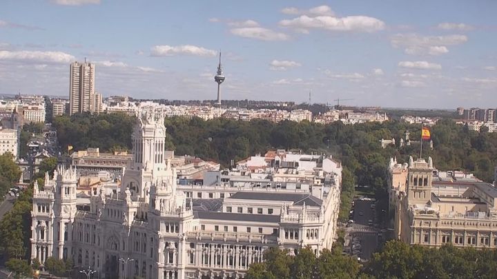 El tiempo en Madrid este lunes: sigue el ambiente suave, con máximas de hasta 19 grados