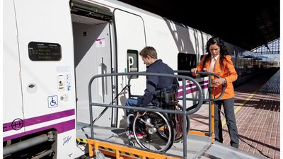 Renfe establece un precio fijo de 7 euros para las plazas 'H' de los clientes con discapacidad física