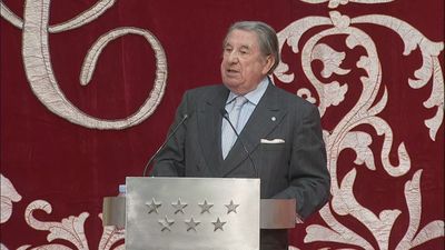 Francisco Vázquez: "Es deber de todos defender el compromiso constitucional"