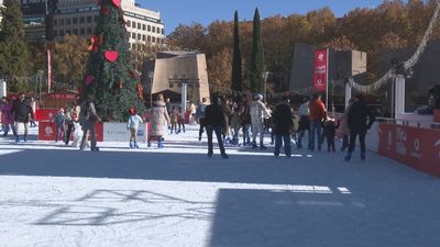 Mercadillo de artesanía, feria y pista de hielo en Colón, un  plan perfecto para esta Navidad