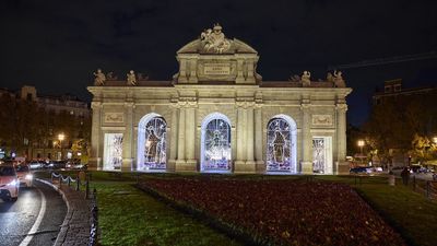 Calles cortadas, horarios de transporte y todas las claves para moverte en Navidad por Madrid