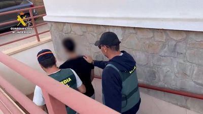 Detenidos en Almería dos jóvenes que mataron a un hombre a patadas para robarle el móvil y la cartera