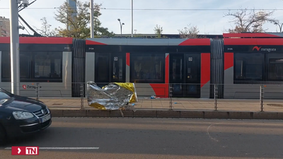 Muere una niña de 12 años atropellada por el tranvía en Zaragoza