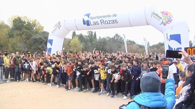 Más de 3.000 alumnos de Las Rozas corren contra el cáncer infantil