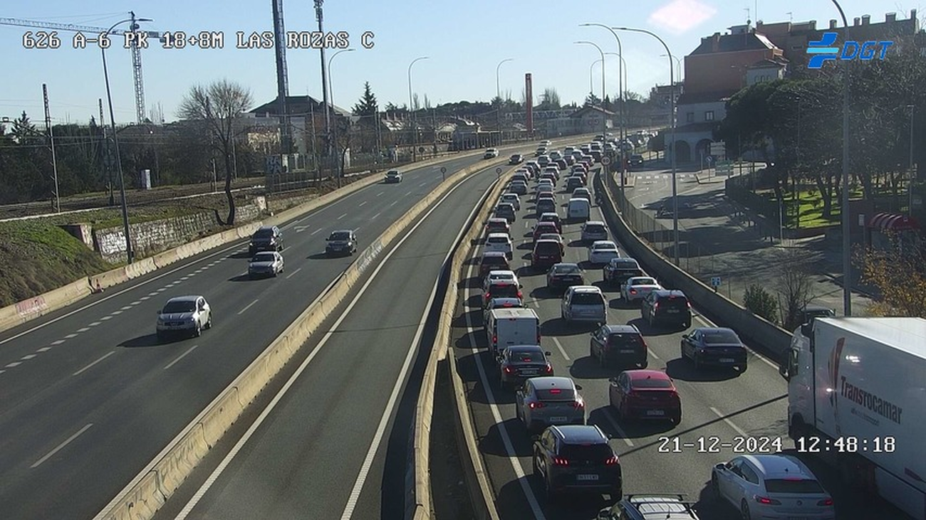 Atasco en la A-6 en Las Rozas