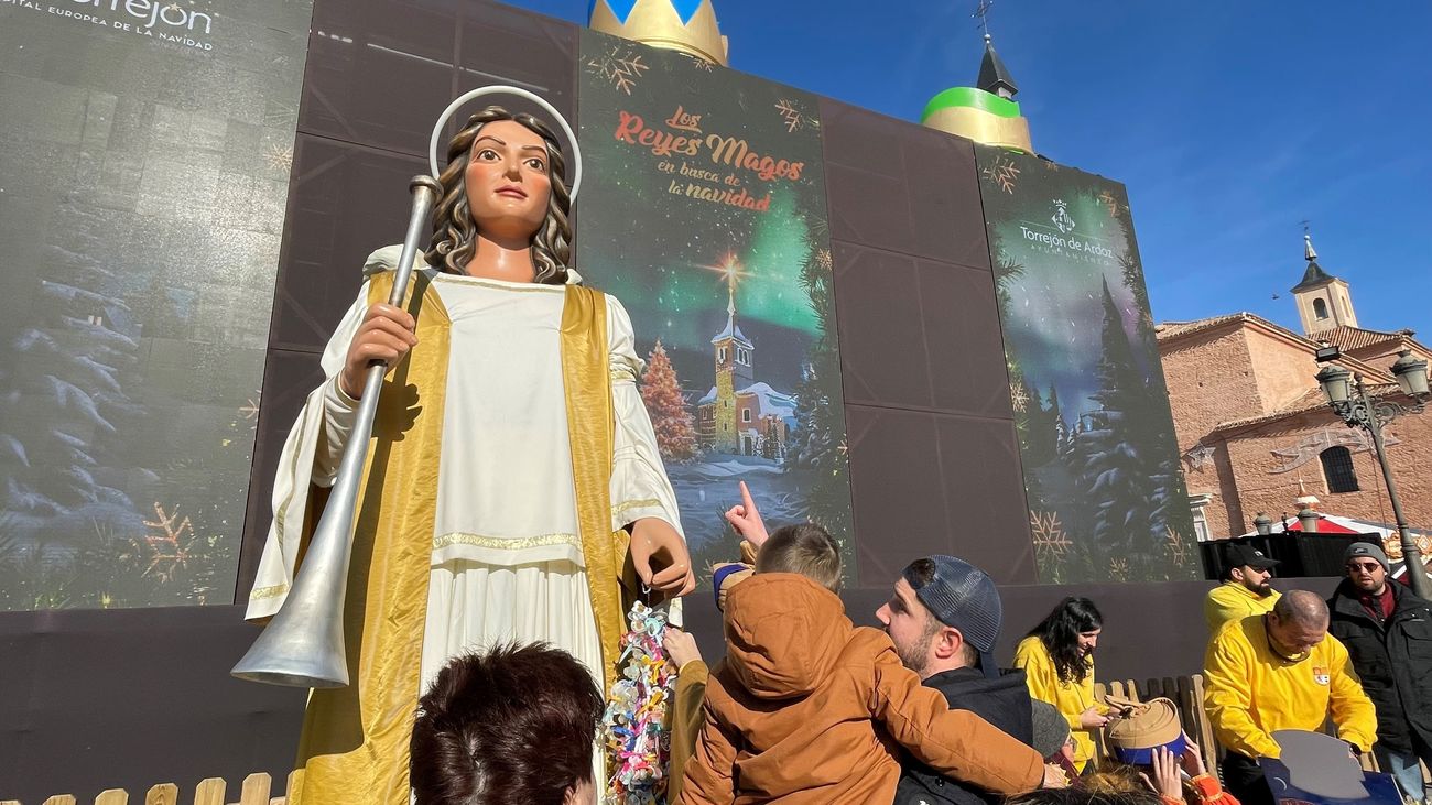 El ángel de los chupetes de Torrejón de Ardoz