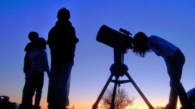 Los distritos de Alcalá disfrutarán de noches de observación astronómica