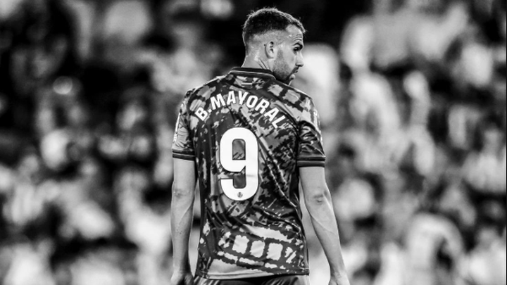 Borja Mayoral ve la luz al final del túnel: convocado ante el Granada