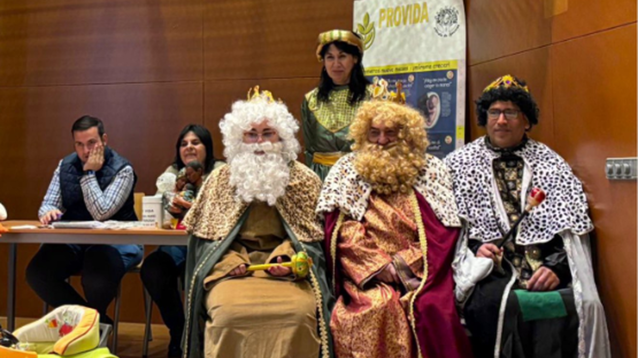 Entrega de juguetes de  Alcalá de Henares