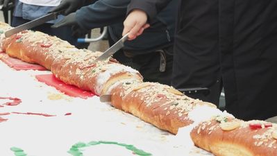 Aldeas Infantiles reparte 7.500 raciones de roscón de Reyes en Sol para visibilizar a niños en exclusión