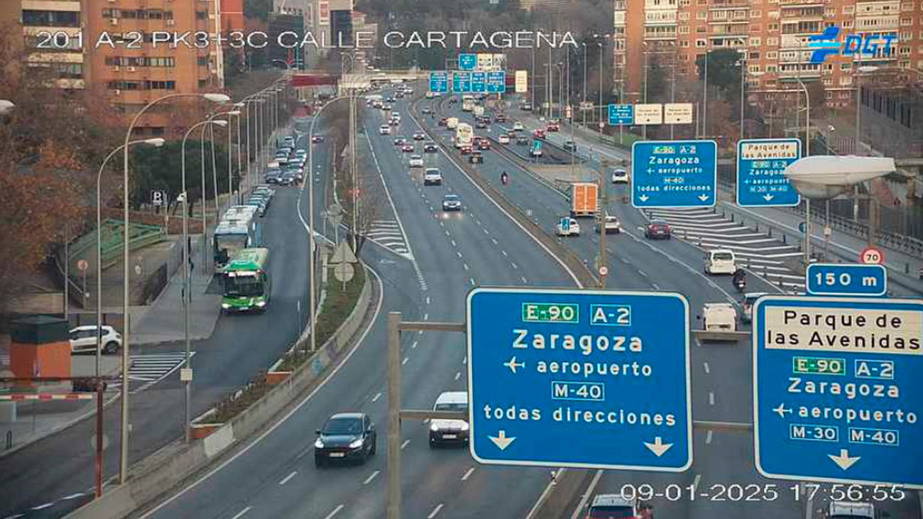 La A-2 se cortará el fin de semana por la instalación de la pasarela peatonal en el Parque de las Avenidas