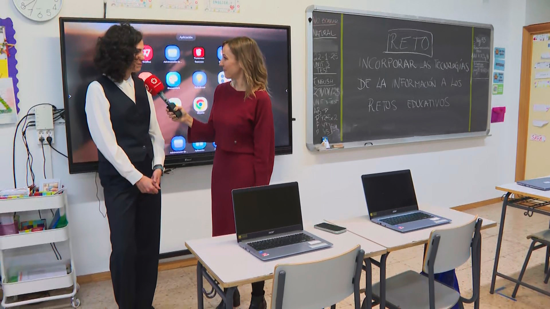 La tecnología en las aulas y los idiomas en asignaturas clave, retos de las escuelas madrileñas