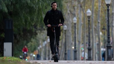 Sanciones de 200 euros por hacer un mal uso de los patinetes en Torrejón de Ardoz