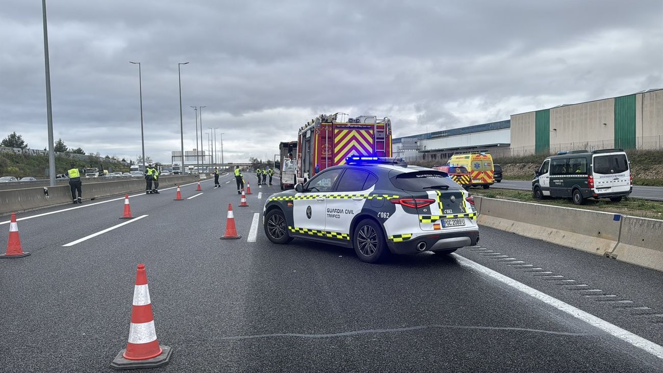 Accidente entre dos camiones en la A-2