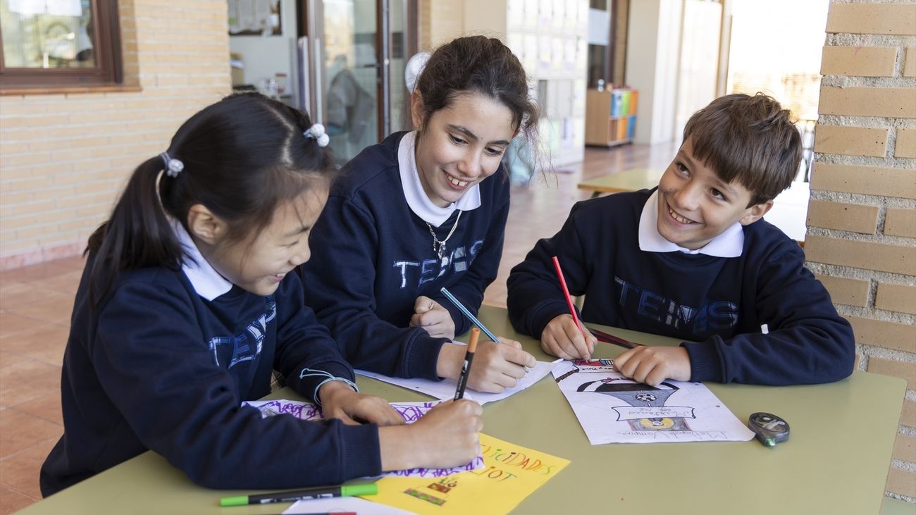 Niños en el colegio